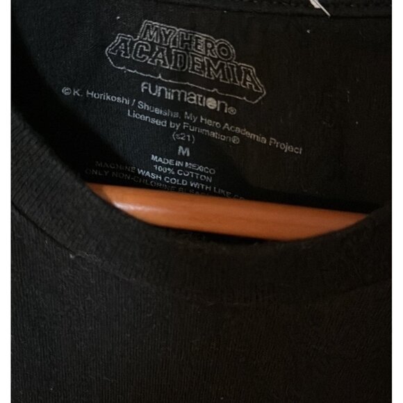 Adult Size M My Hero Academia Shirt - Picture 2 of 5